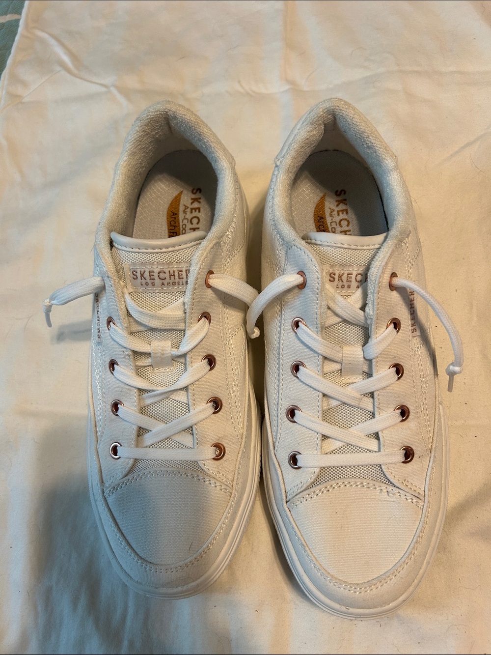 Skechers Arch-fit Air -Cooled White Canvas Sneakers with Rose Gold Eyelets